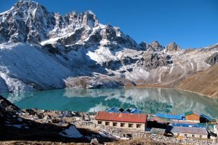 Gokyo lake trek