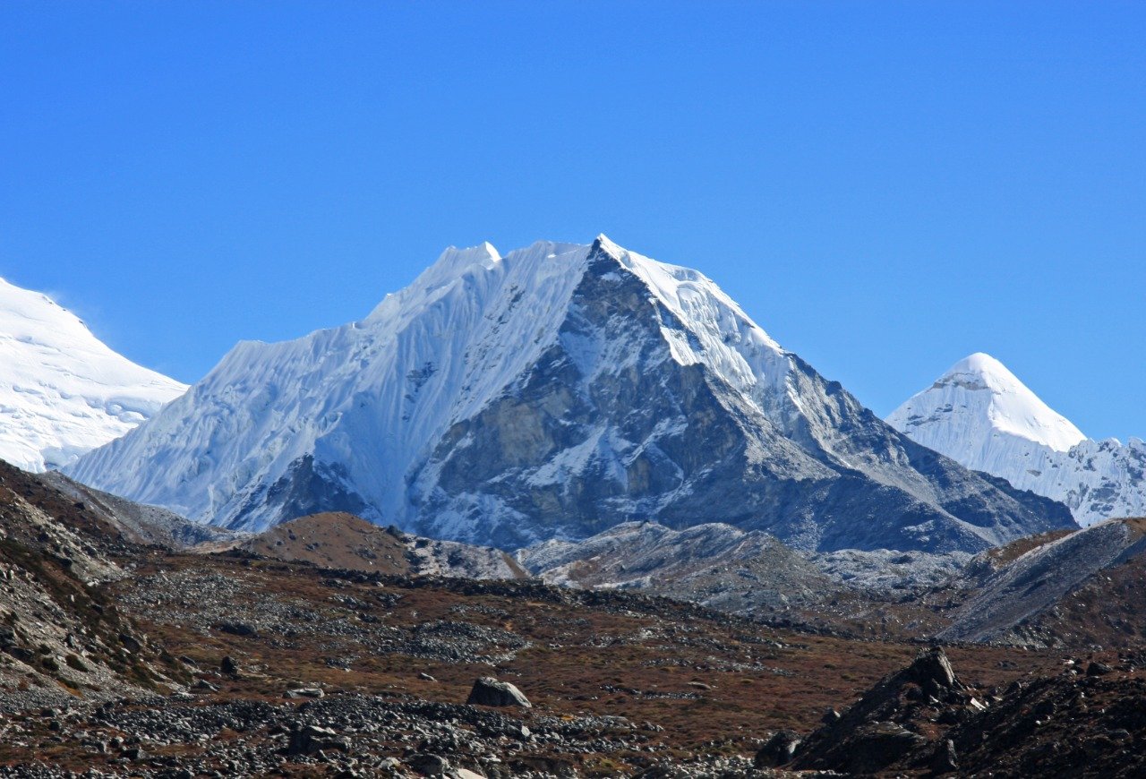 Island peak (Imjatse)