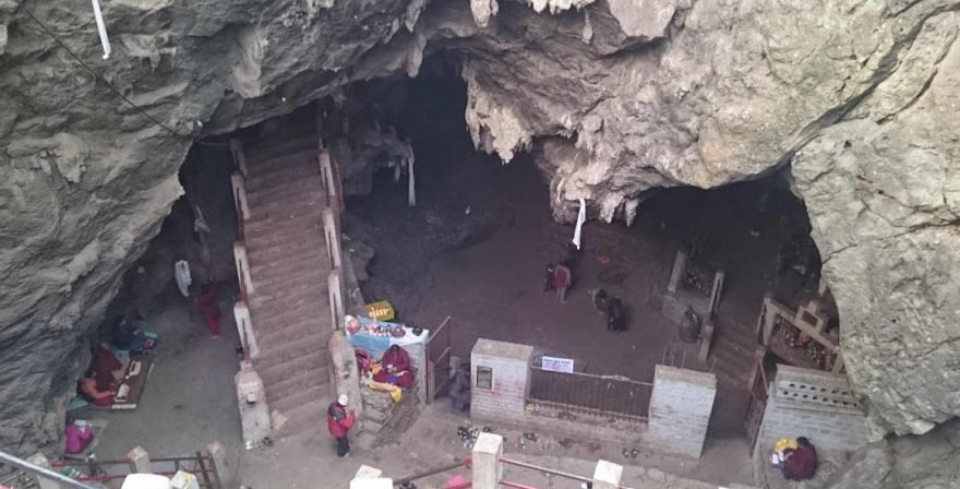 Maratika cave halesi tour