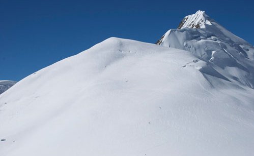 Saribung Peak Climbing